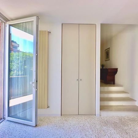 Minimal Apartment Navigli Milano Exterior foto